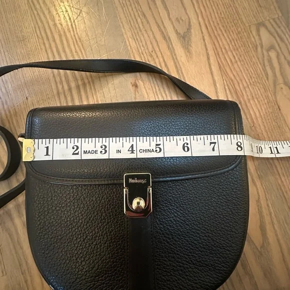 Burberry Black Pebbled Leather Crossbody - Picture 9 of 11